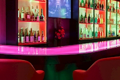 Girls Bar Rutile・ルチル - 赤羽のガールズバー 店舗写真