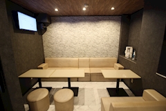 GIRL'S BAR PLACE・プレイス - 岐阜 柳ヶ瀬のガールズバー 店舗写真