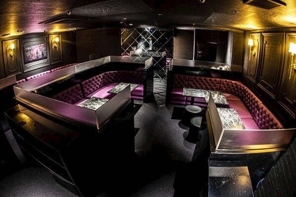 鹿児島県天文館キャバクラ第14位.CLUB LUXISS