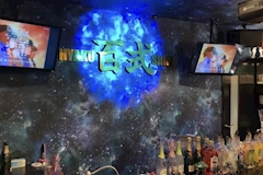 アニソンBAR 百式・ヒャクシキ - 那覇・久米のガールズバー 店舗写真