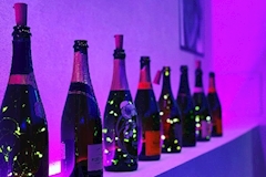 THIRTY THREE・サーティースリー - 新橋のガールズバー 店舗写真