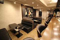 LUANA・ルアナ - 石山のスナック 店舗写真