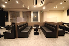 LUANA・ルアナ - 石山のスナック 店舗写真