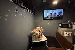 Bar Haüynite・アウィンナイト - 朝霞のガールズバー 店舗写真
