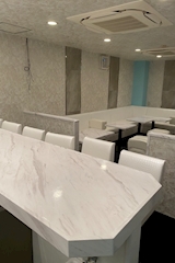 Lounge ViVi・ヴィヴィ - 堂山町のスナック 店舗写真