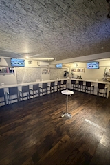 Bar Rise 江坂店・ライズ - 江坂のガールズバー 店舗写真