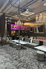 GALSBAR&LOUNGE・ギャルズバー - 池袋東口のガールズバー 店舗写真
