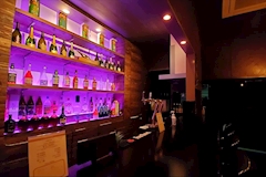 Girls Bar nuts・ナッツ - 南林間のガールズバー 店舗写真