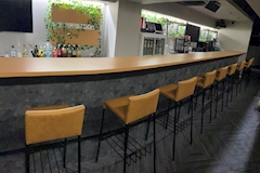 SORENA cafe・ソレナカフェ - 新橋のガールズバー 店舗写真