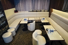 Club Crescent・クレセント - 湯島のパブ/スナック 店舗写真