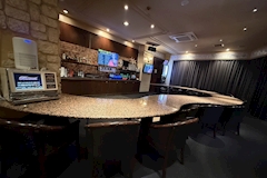 SISTERS・シスターズ - 八王子のガールズバー 店舗写真