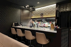 Asobi Bar D-style・ディースタイル - 船橋のガールズバー 店舗写真