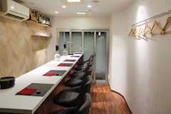 GIRL'S BAR ちあーず・チアーズ - 広島市(流川)のガールズバー 店舗写真