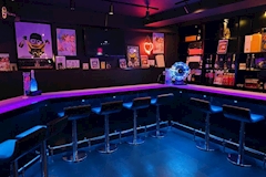 CAFE&BAR mgrry 津田沼店・ミリー - 津田沼駅北口のガールズバー 店舗写真