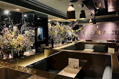 GIRLS LOUNGE FACE・フェイス - 名古屋 錦のガールズバー 店舗写真