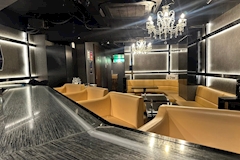 プチクラ els・エルス - 久米川のガールズバー 店舗写真