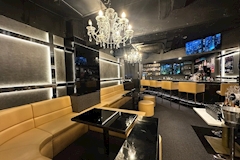 プチクラ els・エルス - 久米川のガールズバー 店舗写真