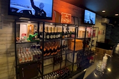 GOLD・ゴールド - 名古屋 金山のガールズバー 店舗写真