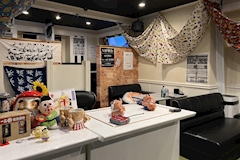 BAR ドス恋・ドスコイ - 立川駅北口のパブ/スナック 店舗写真