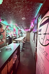 BAR 7878・バーナハナハ - 船橋のガールズバー 店舗写真