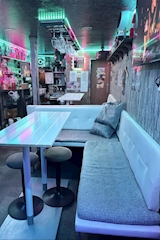 BAR 7878・バーナハナハ - 船橋のガールズバー 店舗写真