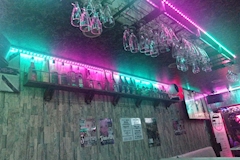 BAR 7878・バーナハナハ - 船橋のガールズバー 店舗写真