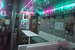 BAR 7878・バーナハナハ - 船橋のガールズバー 店舗写真