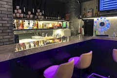 CAFE&BAR mgrry 船橋店・ミリー - 京成船橋駅西口のガールズバー 店舗写真