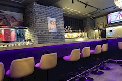 CAFE&BAR mgrry 船橋店・ミリー - 京成船橋駅西口のガールズバー 店舗写真