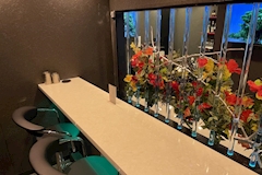 Queens Bar・クイーンズバー - 赤羽の朝・昼ガールズバー 店舗写真