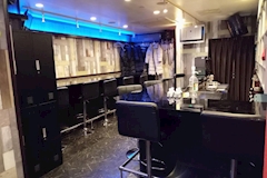 CHERRY BOM・チェリーボム - 上野のガールズバー 店舗写真
