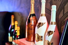 BENI&Co. FUKUSHIMA・ベニアンドシーオー - 福島市のキャバクラ 店舗写真