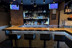 Girls Bar M・エム - 西葛西のガールズバー 店舗写真