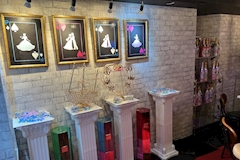 夢幻茶屋 ふぁんたじーかふぇ・ムゲンヂャヤ - ミナミのコンカフェ 店舗写真