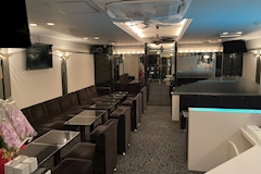 Funny・ファニー - ミナミのスナック 店舗写真