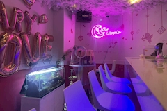 Bar Utopia・ユートピア - 新宿のガールズバー 店舗写真