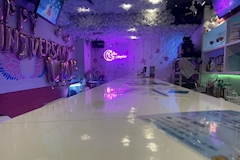 Bar Utopia・ユートピア - 新宿のガールズバー 店舗写真