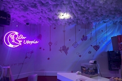 Bar Utopia・ユートピア - 新宿のガールズバー 店舗写真