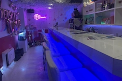Bar Utopia・ユートピア - 新宿のガールズバー 店舗写真