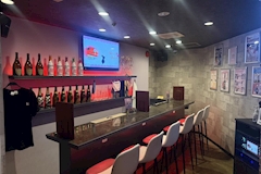 Cafe&Bar Lip Cream・リップクリーム - 小岩駅南口のガールズバー 店舗写真