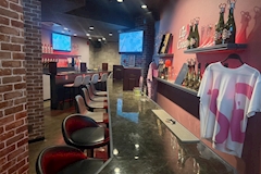 Cafe&Bar Lip Cream・リップクリーム - 小岩駅南口のガールズバー 店舗写真