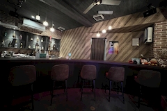Girls Bar SELECT・セレクト - 本厚木駅北口のガールズバー 店舗写真