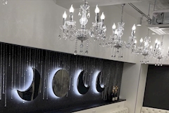 Lounge Lu-na・ルーナ - 池袋西口のガールズバー 店舗写真