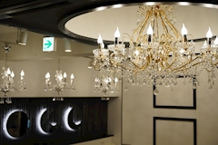 Lounge Lu-na・ルーナ - 池袋西口のガールズバー 店舗写真
