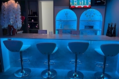 Elumo・エルモ - 南越谷のガールズバー 店舗写真