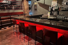 GIRLS BAR ALICE・アリス - 船橋のガールズバー 店舗写真