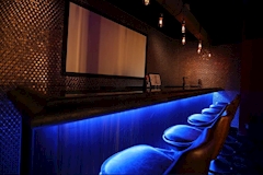 横浜NAVY・ヨコハマネイビー - 横浜のガールズバー 店舗写真