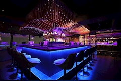 横浜NAVY・ヨコハマネイビー - 横浜のガールズバー 店舗写真