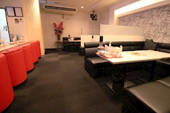 Lounge 月 - 岡山市(中央町)のスナック 店舗写真