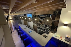 Girls Resort Bar Wave ・ウェーブ - 中目黒駅のガールズバー 店舗写真